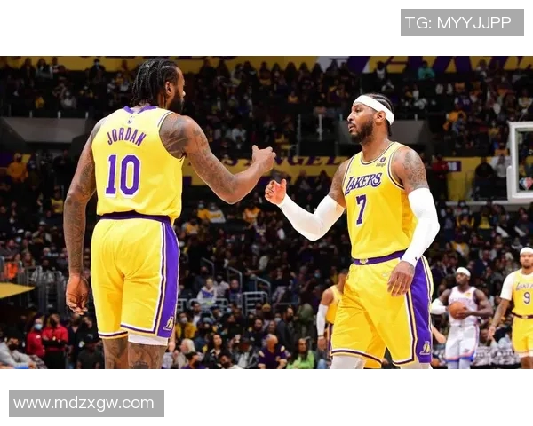 2010年NBA季后赛经典对决马刺与湖人争锋相对的传奇时刻回顾